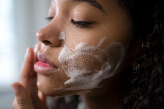 Can You Use Glycolic Acid With Retinol?