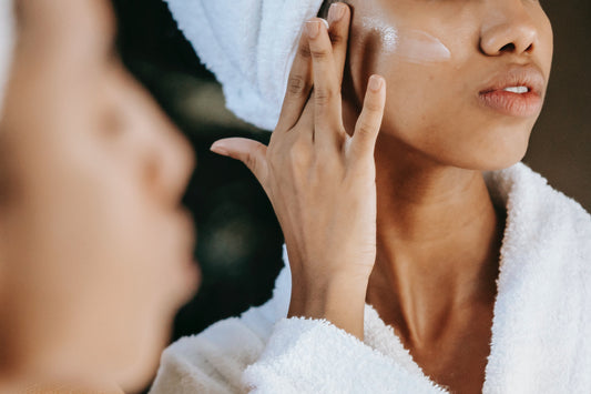 How Long After Glycolic Acid Can I Moisturize?